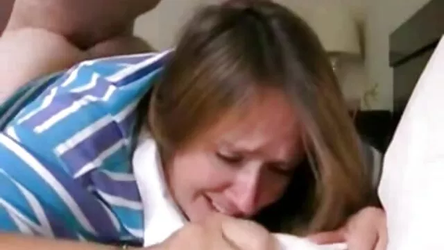 Une blonde plantureuse a pressé tout le jus d'un jeune video xxl femme enceinte homme