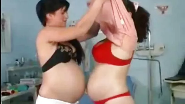 Il a soigneusement inséré son unité, et quand il a réalisé qu'il aimait les femme enceinte film porno fidèles, il a commencé à déchirer son cul lubrique