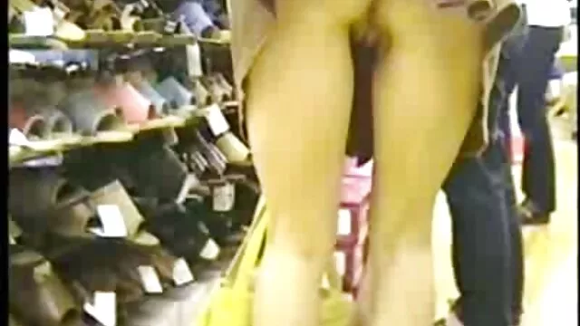 Il laissera l'homme se branler, enceinte se fait baiser sucer sa chatte, puis s'asseoir sur lui et organiser une telle sodomie, que cela ne semblera à personne!