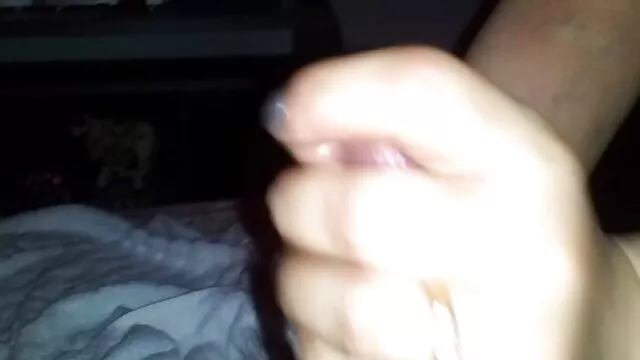 Jolie salope video porn femme enceinte se masturbe avec son vibromasseur