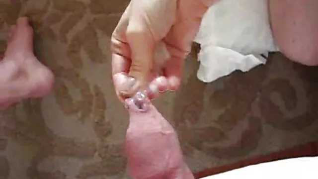 Jolie minou porno dingue femme enceinte aime s'amuser avec une bite