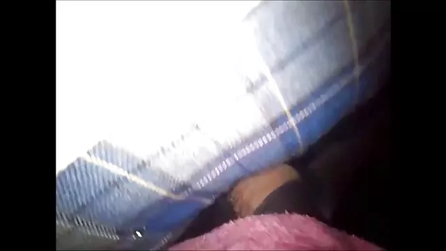 Alena à sex video femme enceinte lunettes suce une bite et mange du sperme
