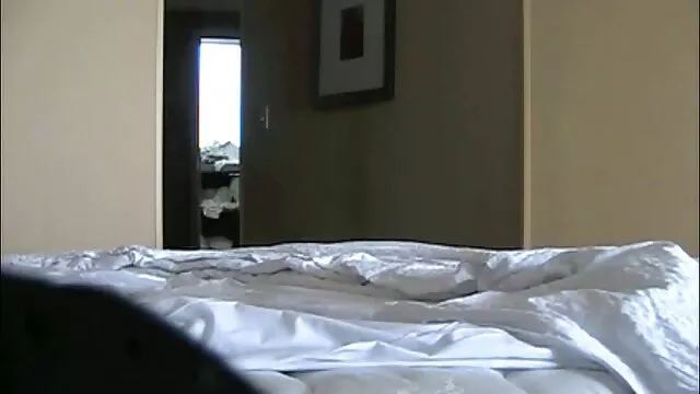 Bébé, dirige ma bite vers video x de femme enceinte ta grotte