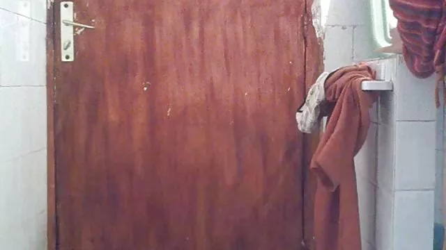 Salope se fait défoncer femme enceinte film x à quatre pattes