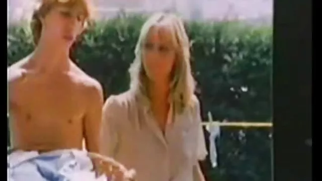 Un gode et deux putes enceinte et porno